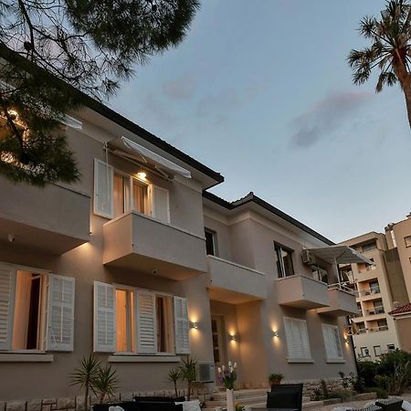 ماكارسكا Beachfront Deluxe B&B المظهر الخارجي الصورة