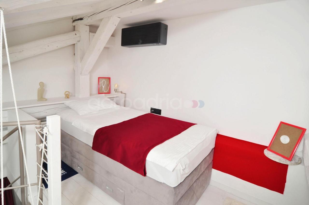 ماكارسكا Beachfront Deluxe B&B المظهر الخارجي الصورة