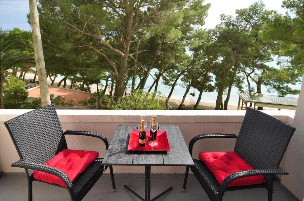 ماكارسكا Beachfront Deluxe B&B المظهر الخارجي الصورة