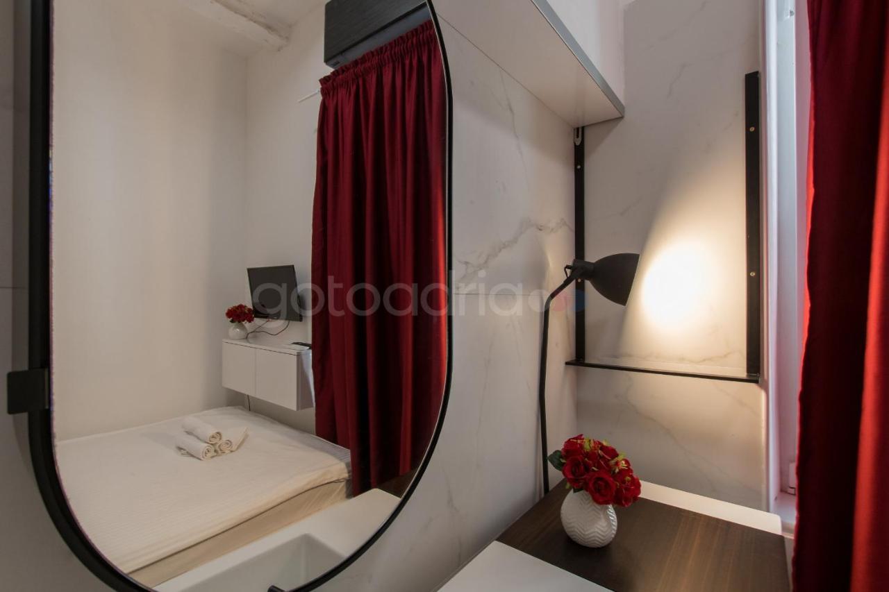 ماكارسكا Beachfront Deluxe B&B المظهر الخارجي الصورة